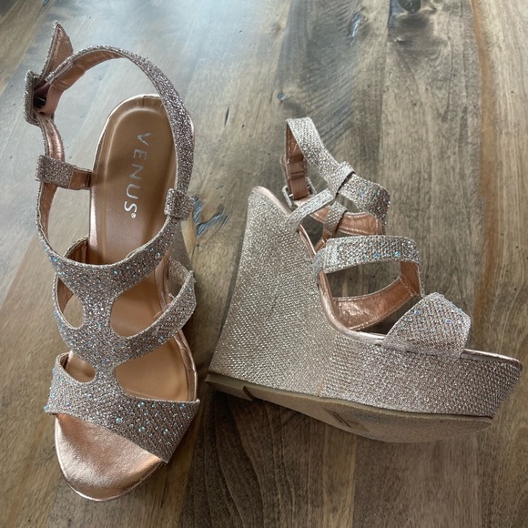 Sparkle wedge shoes size 8 - Picture 4 of 6